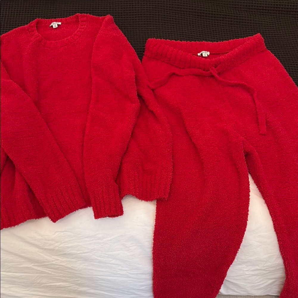 Splendid Red Fuzzy Sweater lounge set
